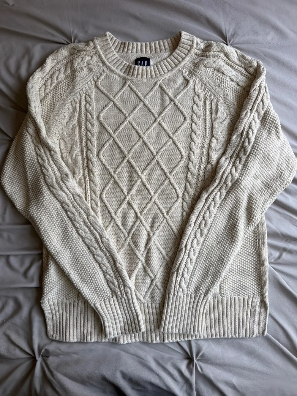 Barley Worn Gap Cable Knit Sweater